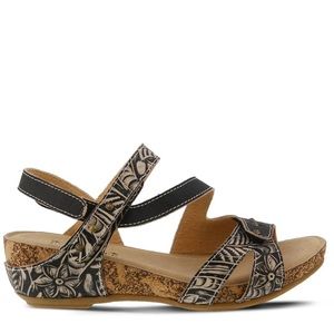 L'Artiste Women's Quilana Leather Ankle Strap Sandal
Size EU 39 - US 8.5